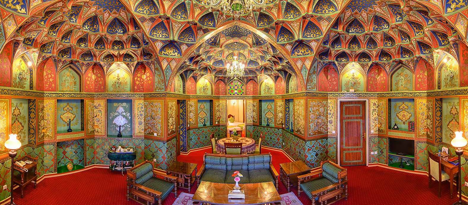 Piroozi Hotel Isfahan